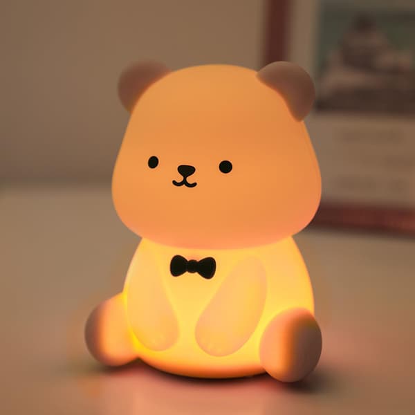 LED Bamse Natlampe, Sød Kawaii Silikone Lampe til Børneværelset - Genopladelig USB Touch Control, Dæmpbart Blødt Lys, Perfekt til