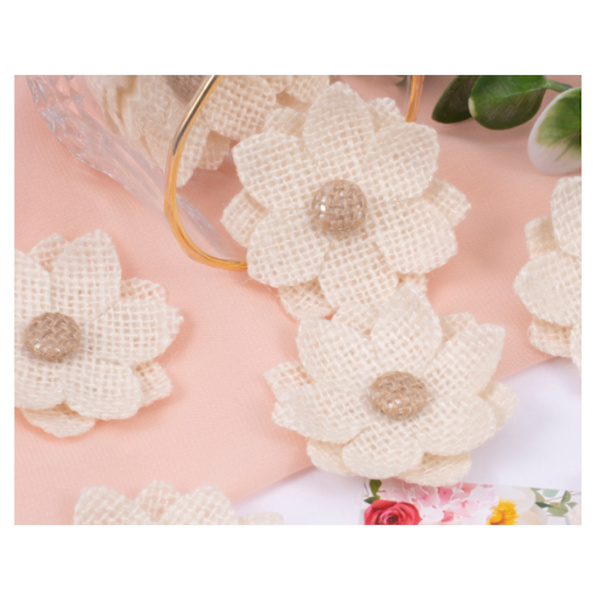 6 stk. Burlap Blomster Lotos Form Europæisk Retro DIY Burlap Blomster Håndlavede Hvide Stof Blomster til Bryllupsfest