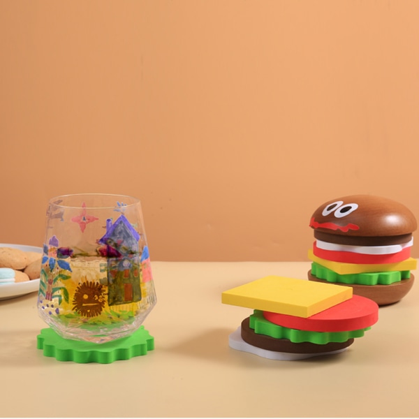 Roliga set för drinkar, nya hamburgerunderlägg för C