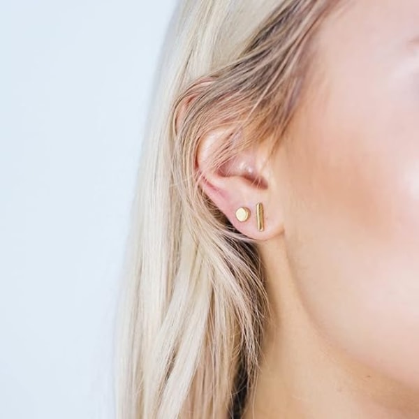925 Sterling Silver Örhängen för Kvinnor, 4 Par 14K Vitguldpläterade Hypoallergena Små Silverörhängen Set för Kvinnor M gold