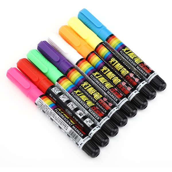 8 stk flerfarget fluorescerende penn markør for LED-tavle