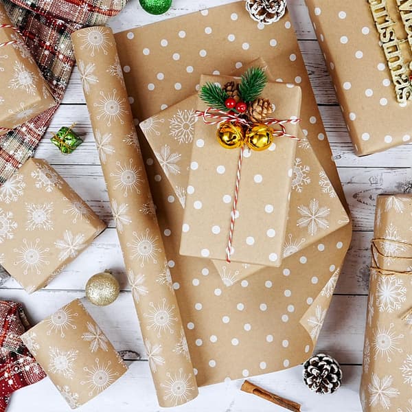 Vändbar Brun Kraft Julklappspapper Rulle 17\"x33Ft Snöflinga Prickig brown