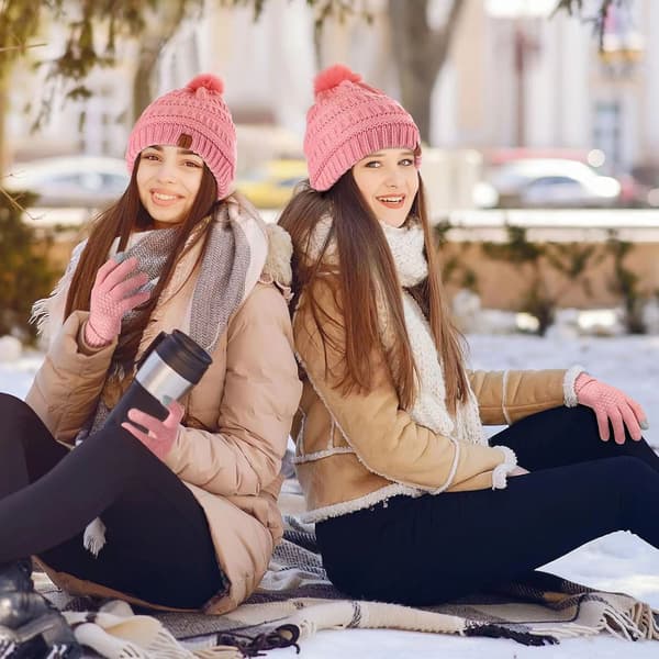 5-pack Vintermössa, Halsduk, Vantar Set Stickad Satinfodrad Pompom Beanie Varma Touchscreen Vantar Öronmuffar Värmare för Kvinnor Pink
