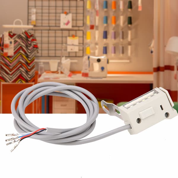 Sylampe med LED-lys for symaskin