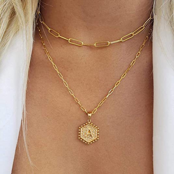 Wekity Damhalsband med lager och initialer, 14K guldpläterad Pap