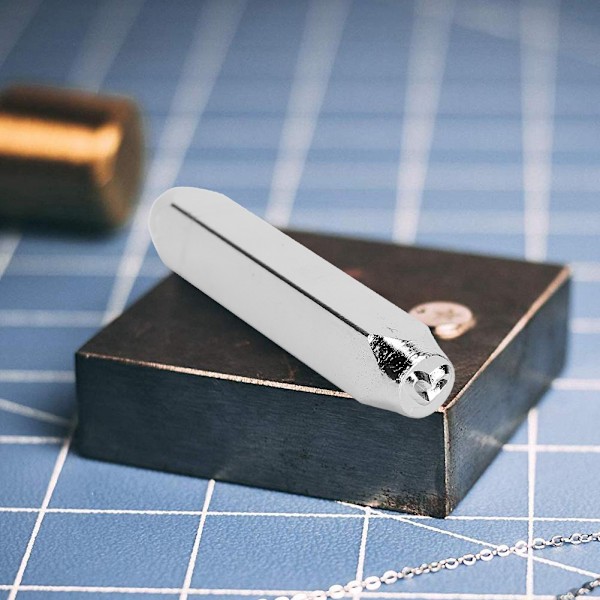 6mm 1/4\" Metallileimausmuotoilun lävistystyökalu DIY-korujen kaiverrukseen ja käsitöiden tekemiseenLove Heart