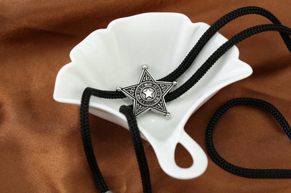 Bolo Tie Læder Slips Western Halskæde Kostume Tilbehør A