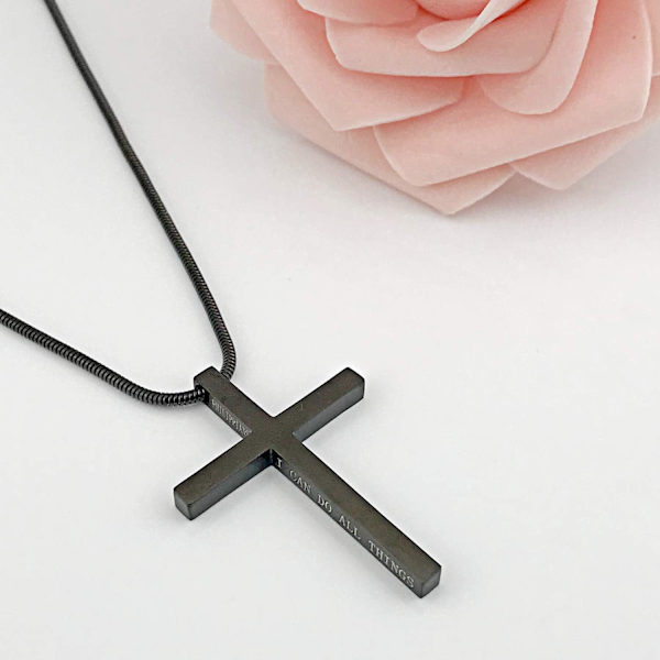 Ristiriipus miehille Ristiriipus VOIMAA Raamatun jae Ruostumattomasta teräksestä valmistettu kaulakoru Black Cross1