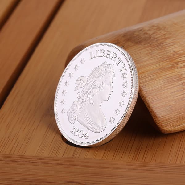 Samlarobjekt i silvermönster, minnesmynt, souvenir, konstverk