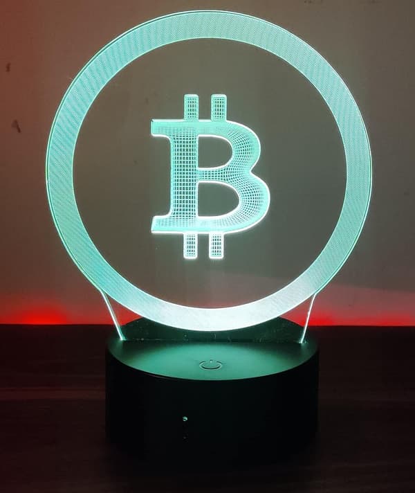 - Bitcoin Merchandise Klar Bitcoin USB 3D Natlampe 7 Farve Cha