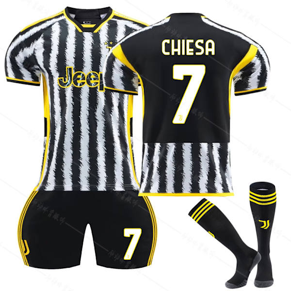 23/24 Juventus Hjemmefodboldtrøjesæt med sokker 7 CHIESA M