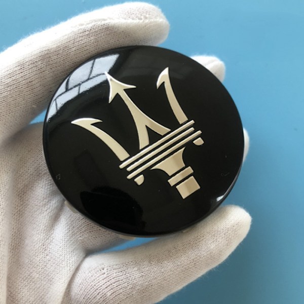 Passar till Maserati navkapsel Ghibli President Levante 60mm- Silver botten silver ord (fyra pack)