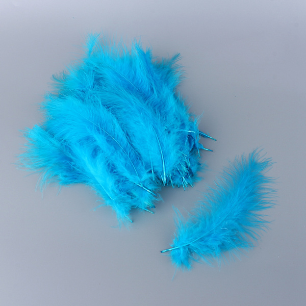 200 stk. Fluffy Marabou Fjer til Kortfremstilling i Valgfrie Farver