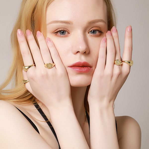 Handgjord blomst signet ring - 18K guldring - minimalistisk