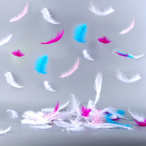 200 stk. Fluffy Marabou Fjer til Kortfremstilling i Valgfrie Farver