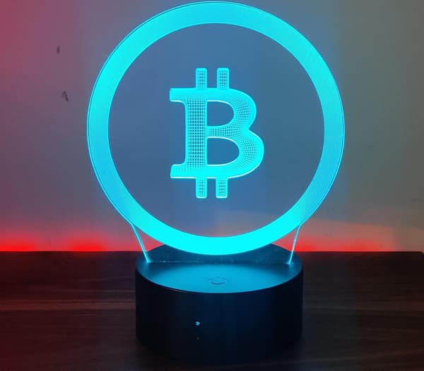 - Bitcoin Merchandise Klar Bitcoin USB 3D Natlampe 7 Farve Cha