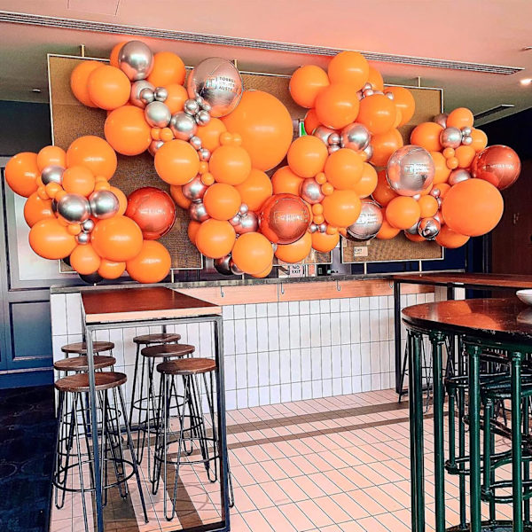 129 kpl oransseja ilmapalloja eri kokoja 18/12/10/5 tuumaa kaariholviin, poltetun oranssit lateksipalloja syntymäpäiväjuhliin vauvakutsujen koristeluun Orange