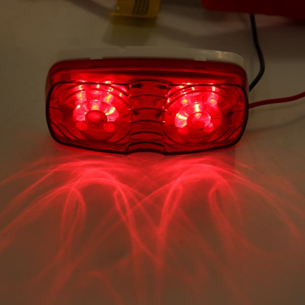 Universal LED-sidemarkerlampe for lastebiler 12V (Rød)