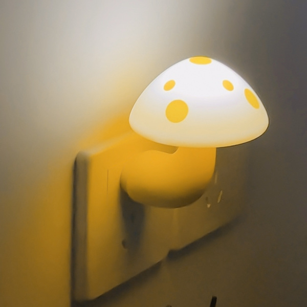 Svampformet energibesparende sensor LED-natlampe med