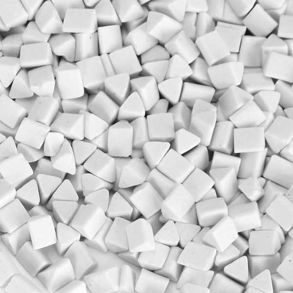 Keramisk trekant slipende smykkepolering for vibrasjonspolerings slipemaskin 4mm 500g