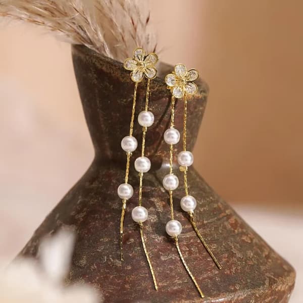 Fine blomsterdråbeøreringe til kvinder - Hypoallergene Cubic Zirconia & Perlevedhængsøreringe, Modesmykkegave til hende