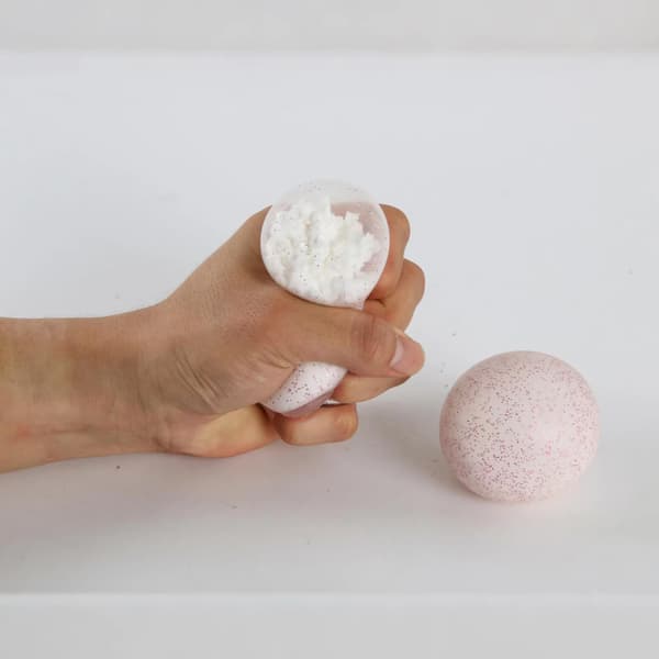 Lyserød Snebold Squishy Legetøj, Langsomt Tilbagespring Blødt Klemme Sensorisk Legetøj, Bærbar Desktop Dekompressionsbold, Angstlindrende Fidget Legetøj til pink