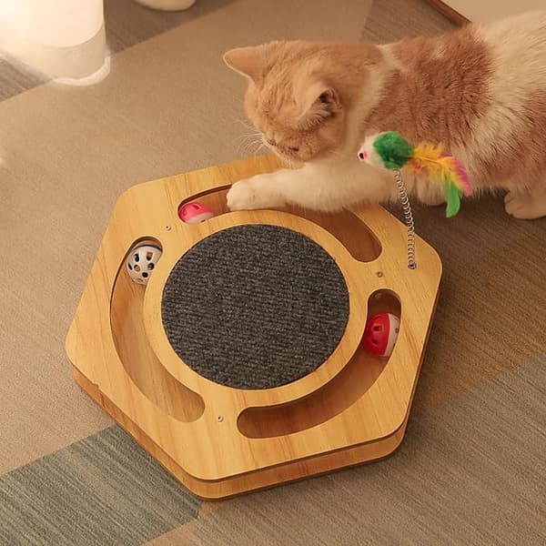 Lemmikkitarvikkeet, Puinen kissan raapimispuu ja raapimistyynyt, Multi