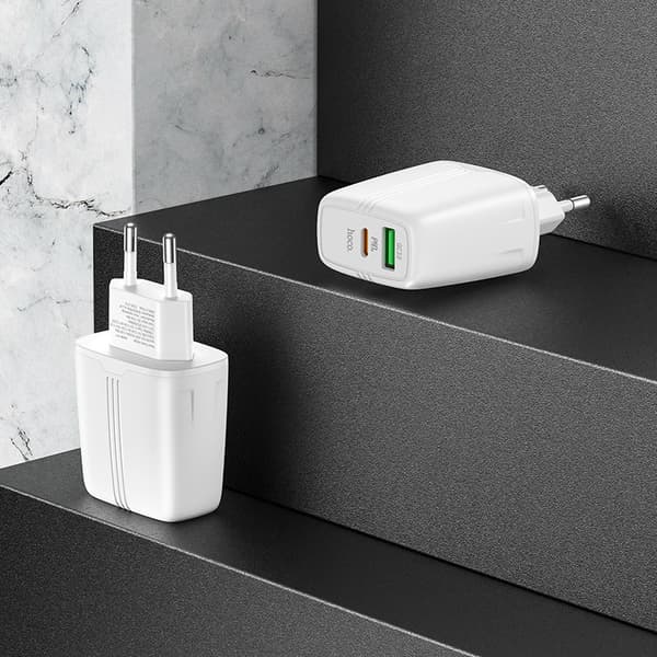 hoco. N11 Youneng dual-port PD20W+QC3.0 oplader til iPhone12