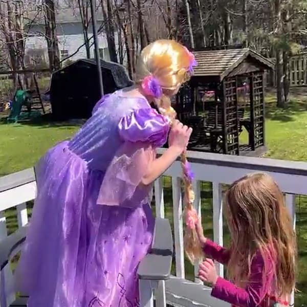 Lång flätad blond peruk för flickor, prinsessfest håraccessoar för Halloween-kostym rollspel