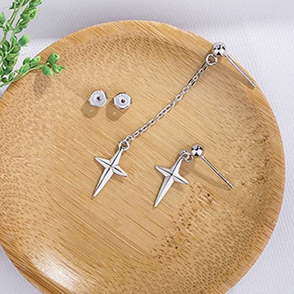 Asymmetrisk langleddet korsvedhæng ørelinje piercing