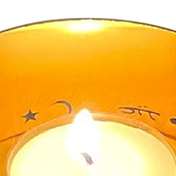 Tealight-ljusstake i metall med elektropläterad ihålig dekorativ liten ljusstake för meditationshelgdekoration Typ 4