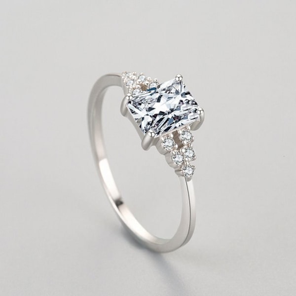 Rektangulär zirkonring i äkta silver för kvinnor
