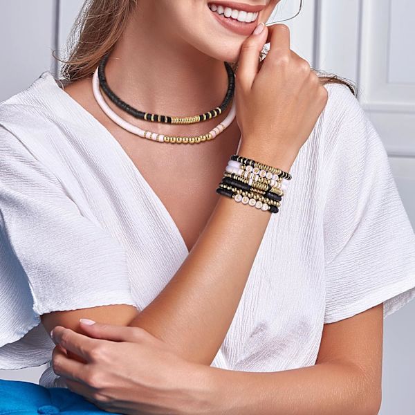 Vit Svart Lera Pärlor Armband Tillverkningssats, Heishi Pärlor Polymer Lera Pärlor för Smyckestillverkning, Vänskapsarmbandssats med Guld Pärlor Bokstäver Black and white