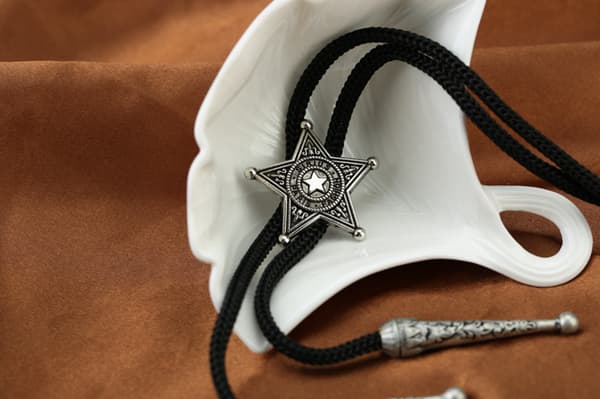 Bolo Tie Læder Slips Western Halskæde Kostume Tilbehør A
