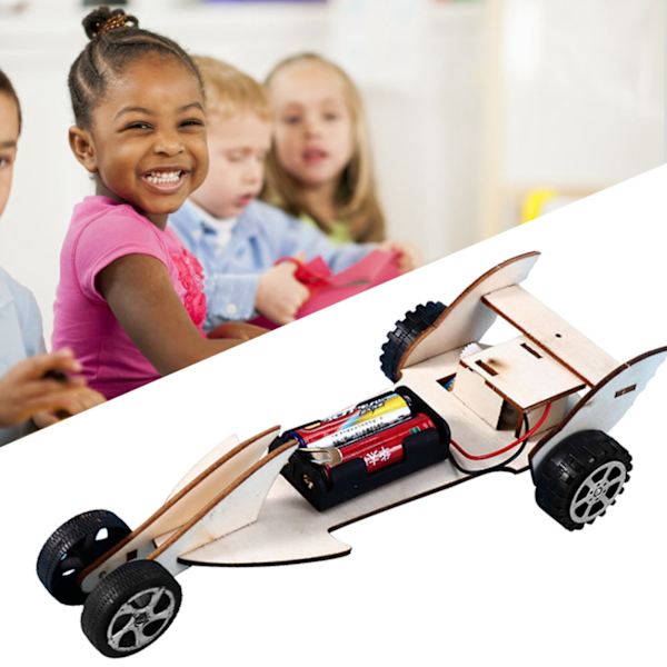 Kilpa-auton kokoamispaketti Manuaalinen DIY Puinen autosetti 1.5V Lasten opetus kokoamispaketti (WF Kilpa-auto B(Pieni auto pää) )