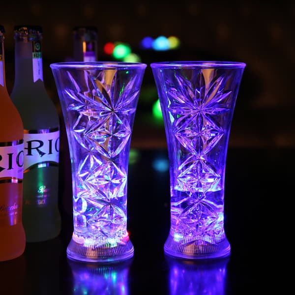 Snöflinga-kopp blinkande kopp, LED blinkande kopp lysande kopp, LED vatteninduktionskopp