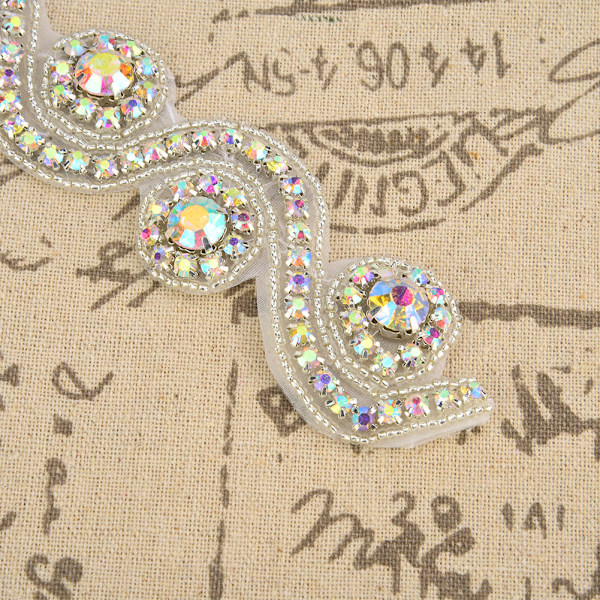 1Yard S/8 Form Brud Krystall Pynt Rhinestone Kjede Klær Bryllup Håndarbeid DIY Dekorasjon(2