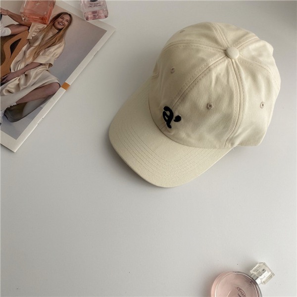 Brev broderad hatt Justerbar basebollkeps White