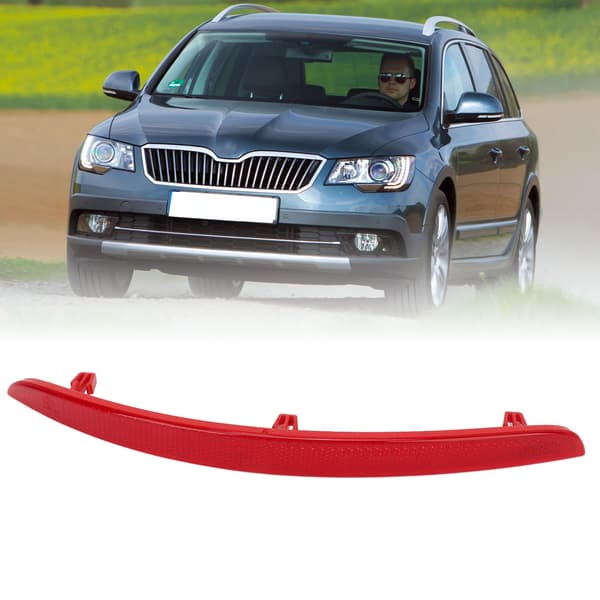 Bagagerumsreflektor til Superb Facelift 3T 2013‑2015 Venstre: 3T9945105
