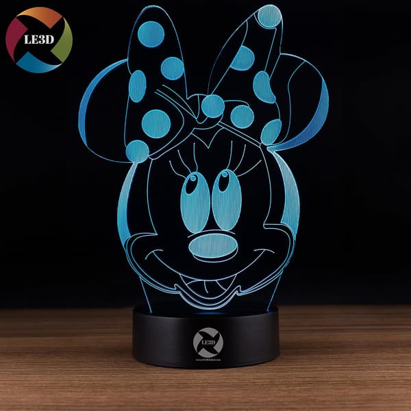 3D Optisk Illusions Natlampe - 7 LED Farveskiftende Lampe