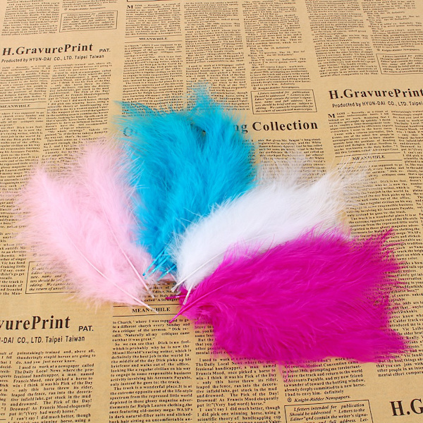 200 stk. Fluffy Marabou Fjer til Kortfremstilling i Valgfrie Farver