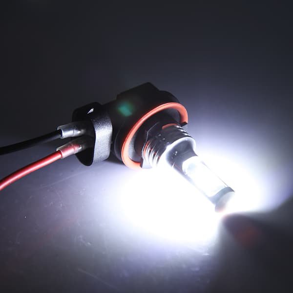 1 Par Universal 6000K Bil LED Hvite Tåkelys (H8/H11)