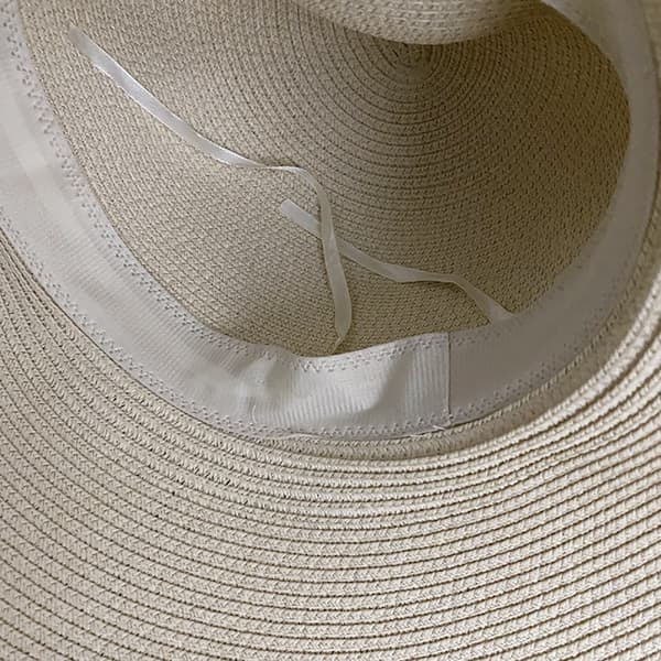 Oversized strandhatt i strå for kvinner, moteriktig stor bred brem
