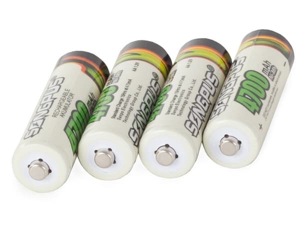 Oppladbare AA-batterier - 4700 mAh - 4-pakning