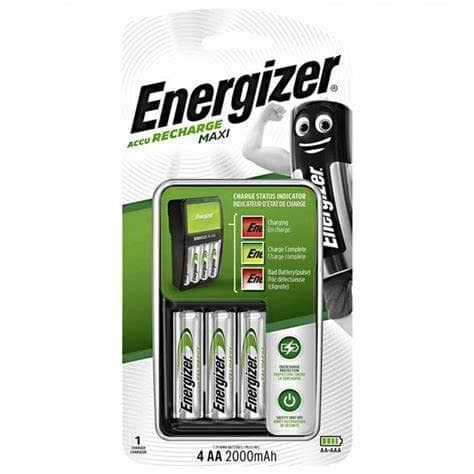 Batterilader med 4 stk batterier