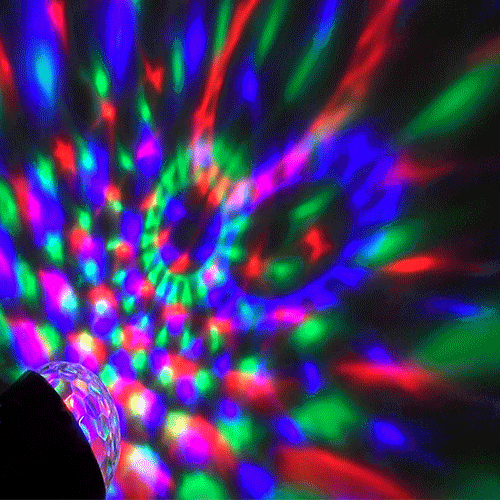 Roterende Discokule - Magic Ball roterer og pulserer med musikk