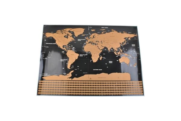 Kart med skrape og tilbehør / Scratch Map / Verdenskart - 82 x 59 cm