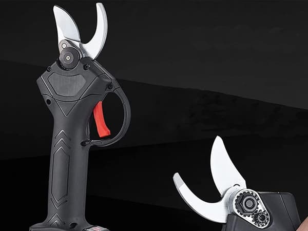 Elektrisk sekatör 2 x batteri