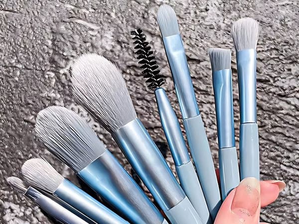Makeupbørstesæt 8 dele - Professionelle øjenbørster med etui