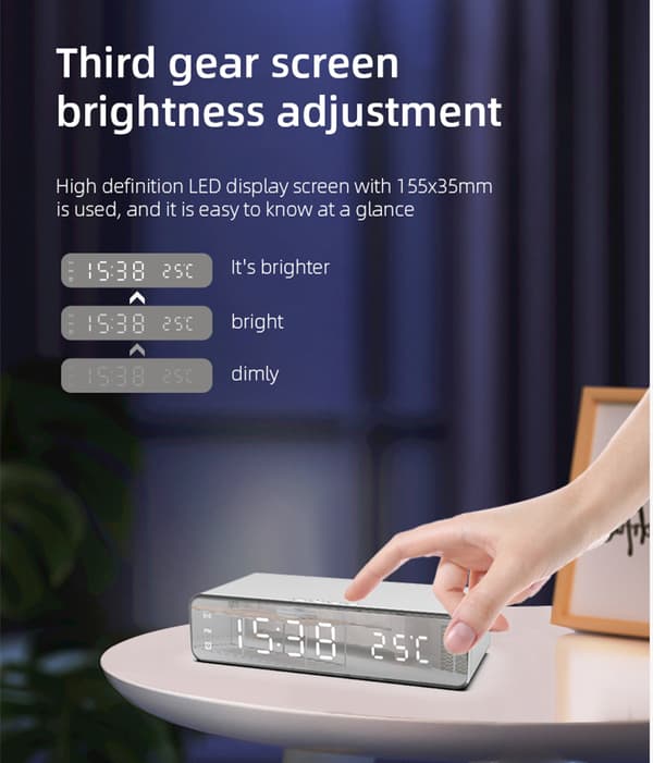 Digital LED vekkerklokke med trådløs lader/termometer Sølv